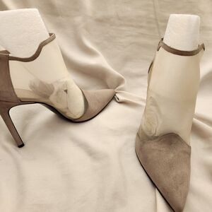 RARE Stuart Weitzman Light Gray Suede & Mesh 4.5" Heels 11M Never Worn Orig $475